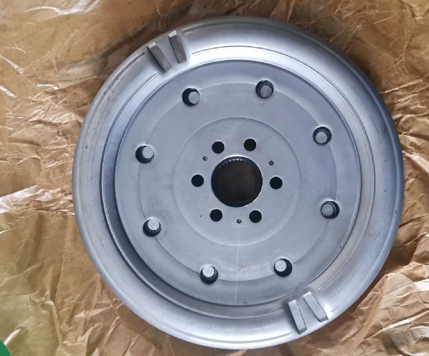 The New OEM 03L105266DE 03L105266EF Is Used For Audi Volkswagen Skoda 2.0TDI 6-hole 129T Flywheel Clutch Dual-mass Flywheel DSG