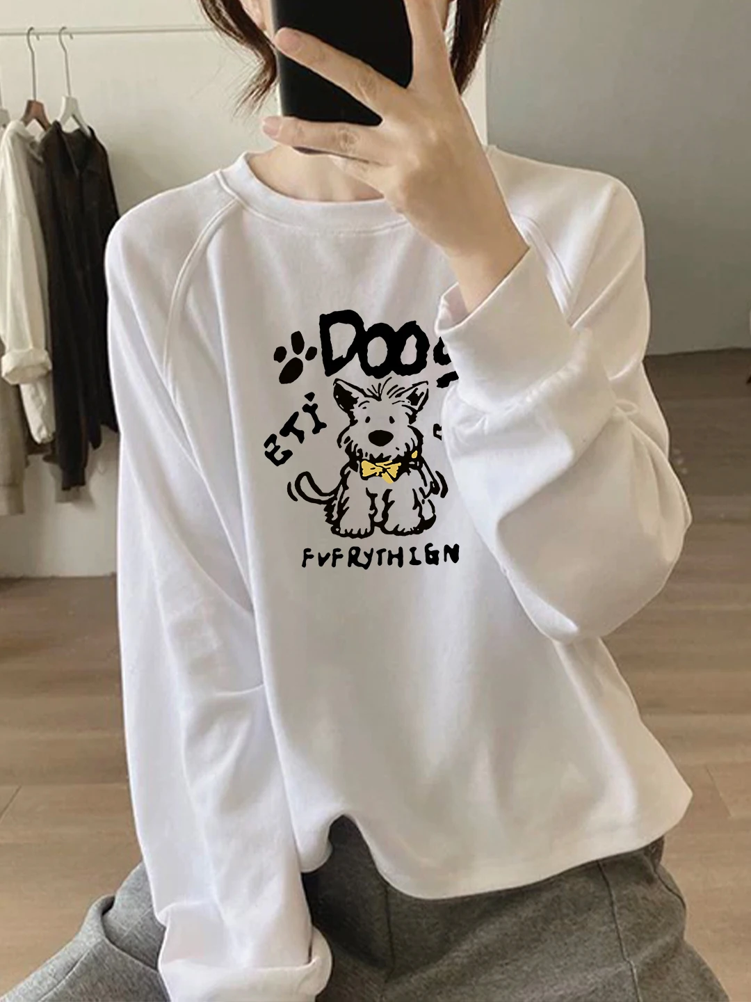 Camiseta Holgada Larga para Mujer, Diseño con Hombros Descubiertos, Estampado de Dibujos Animados, Capa Base, Estilo Casual y Holgado