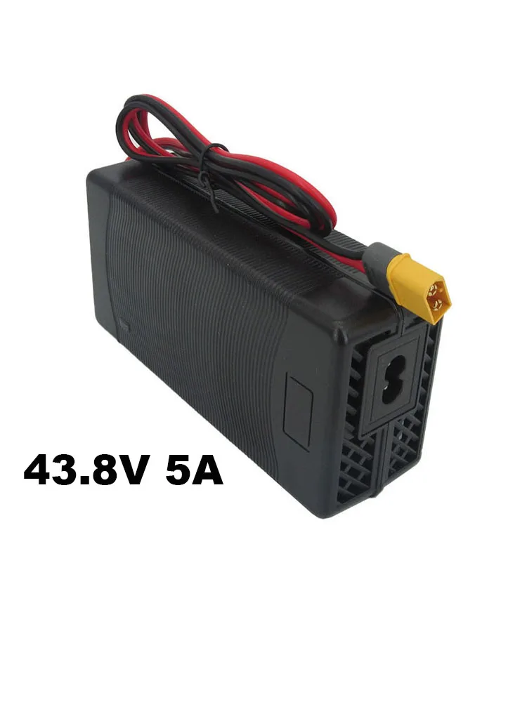 Ładowarka 36V 5A do akumulatorów LiFePO4, 43,8V, 12S, do akumulatorów litowo-żelazowo-fosforanowych (LFP) do magazynowania energii, szybka ładowarka z wentylatorem, złącze XT60 XT90. — zdjęcie produktu 7