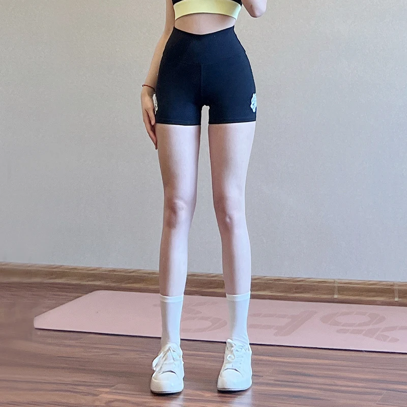 High Waist Peach Hip Raise Fitness Shorts, Female Fashion, Wolf Head Sexy Quick-Drng Tight Sports Running and Yoga Clothes