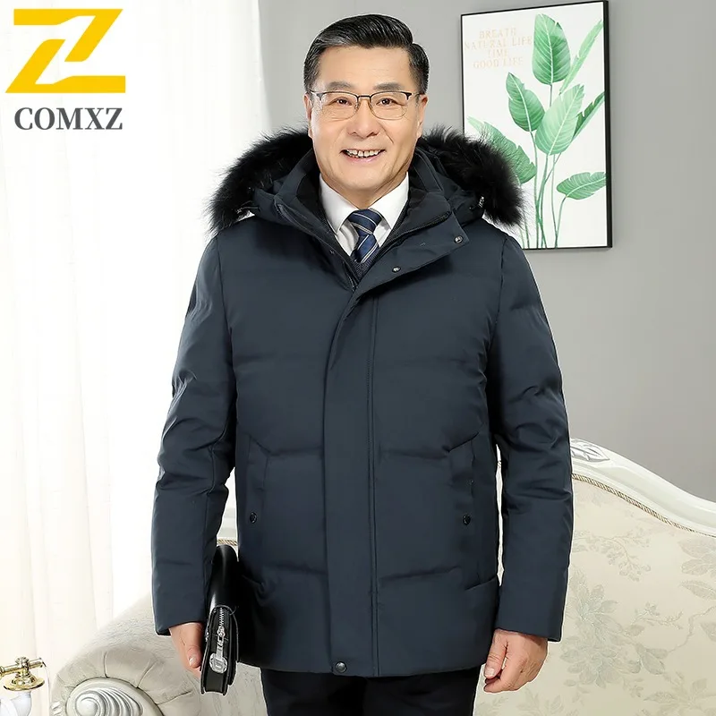 COMXZ 2025 الرجال سترة شتوية منتصف العمر قصيرة الأبيض بطة أسفل الحرارية عادية مقاوم للماء الكورية نمط معطف الأعمال في الهواء الطلق