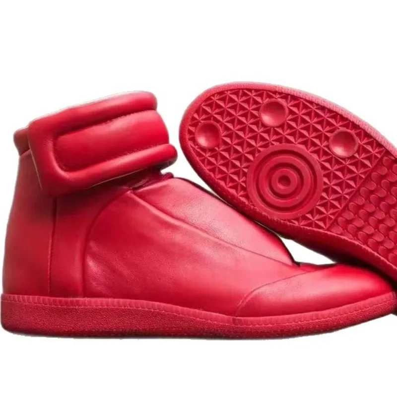 New Men's and Women's Breathable Soft-soled Casual Shoes, High-quality Men's Shoes with Non-slip Lace-up Casual Sports Shoes