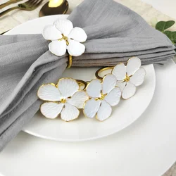 New White Plum Blossom Napkin Rings Holder Metal Flower Types Accessories for Hotel Parties Feast Wedding Dining Table Decorate