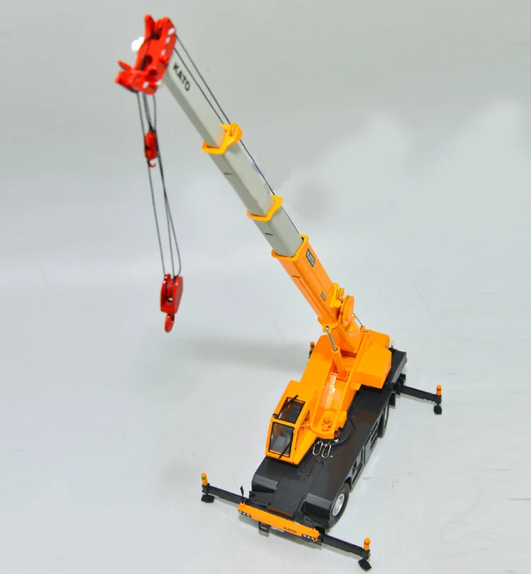 1:50 KATO SR-250Ri ROUGHTER 25T Crane Model All Terrain Crane Truck Gift Boys