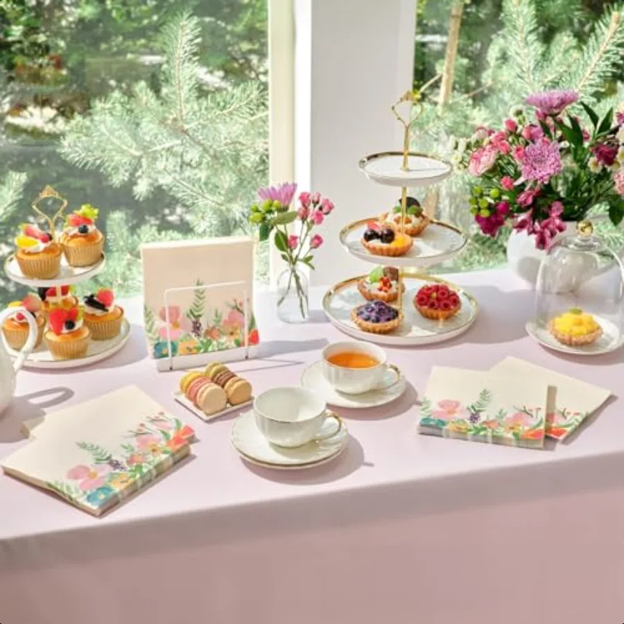 Tovaglioli di carta floreale Juvale Confezione da 100 6,5 x 6,5 Piegati 13 x 13 Piegati Tovaglioli per tea party multicolori a 2 strati con fiori di campo per