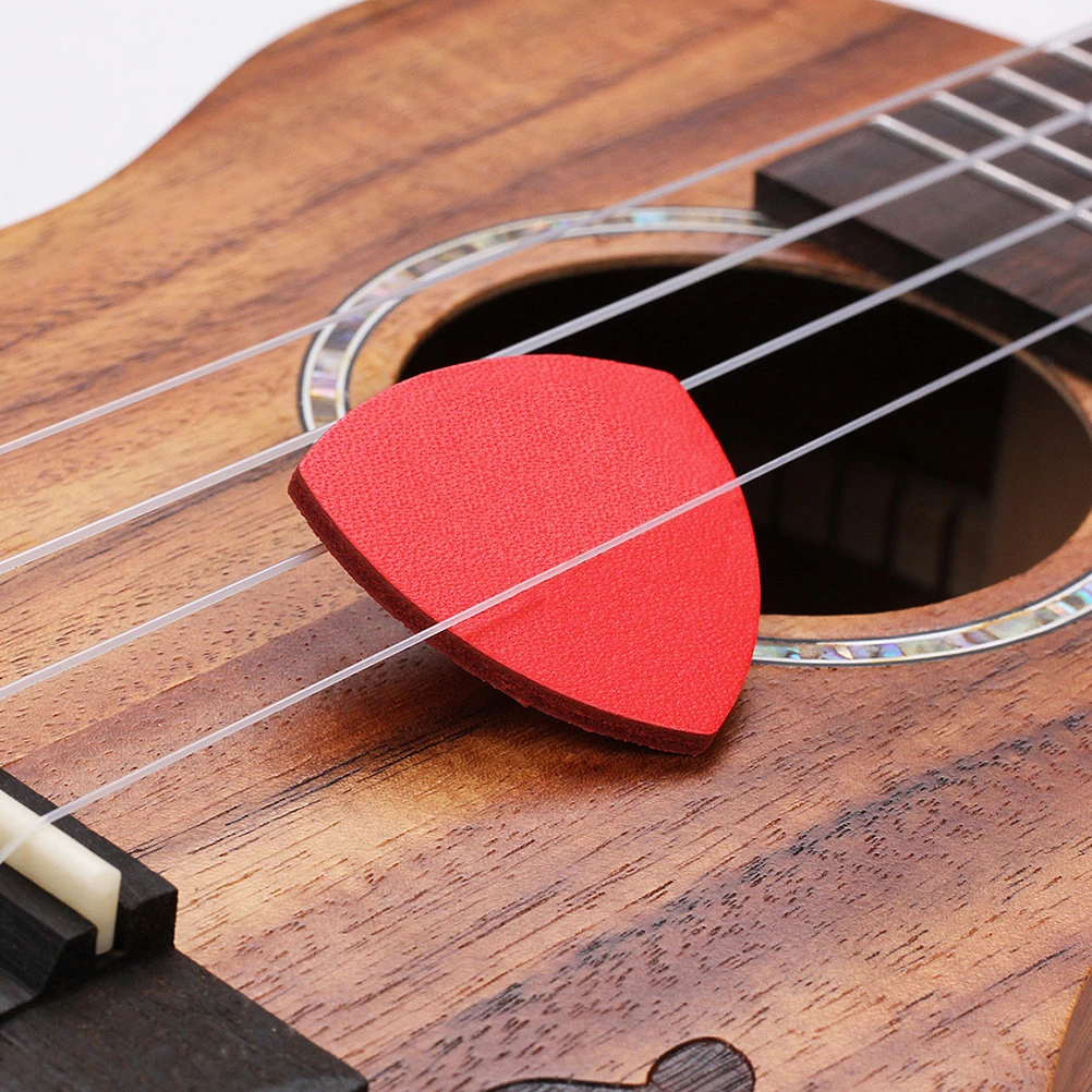 

3 pcs 1 Set Guitar Picks Durable Electric Ukulele Plectrums Fine Craftsmanship Multipurpose Musical Instrument