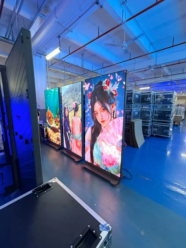 Picture 3: High Brightness IP65 Rated HD LED Poster Display Plug & Play Smart Digital Signage for Retail Store & Elevator