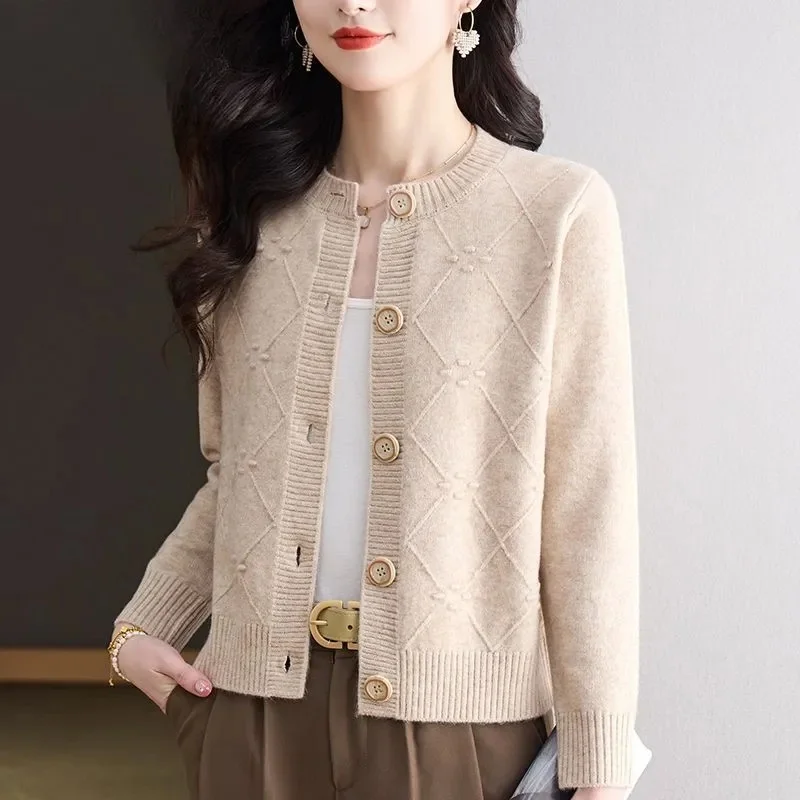 

Женский свитер, весна-осень 2024, кардиганы с круглым вырезом, однобортный короткий тонкий женский трикотаж, топы, однотонный корейский модный кардиган