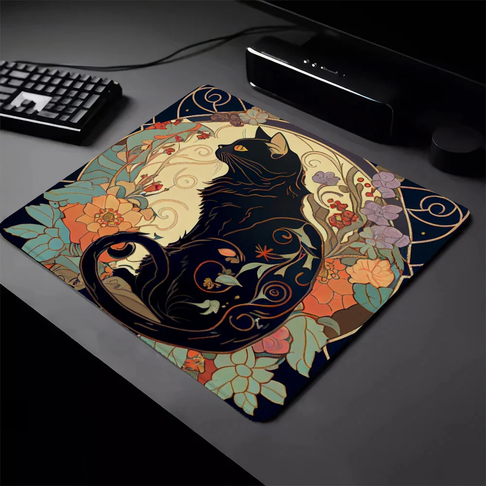 Magic Mouse Pads Small Pc Gaming Accessories Black Cat and White Cat Pad on the Table Gamer Cabinet Mausepad Rubber Mat Deskmat