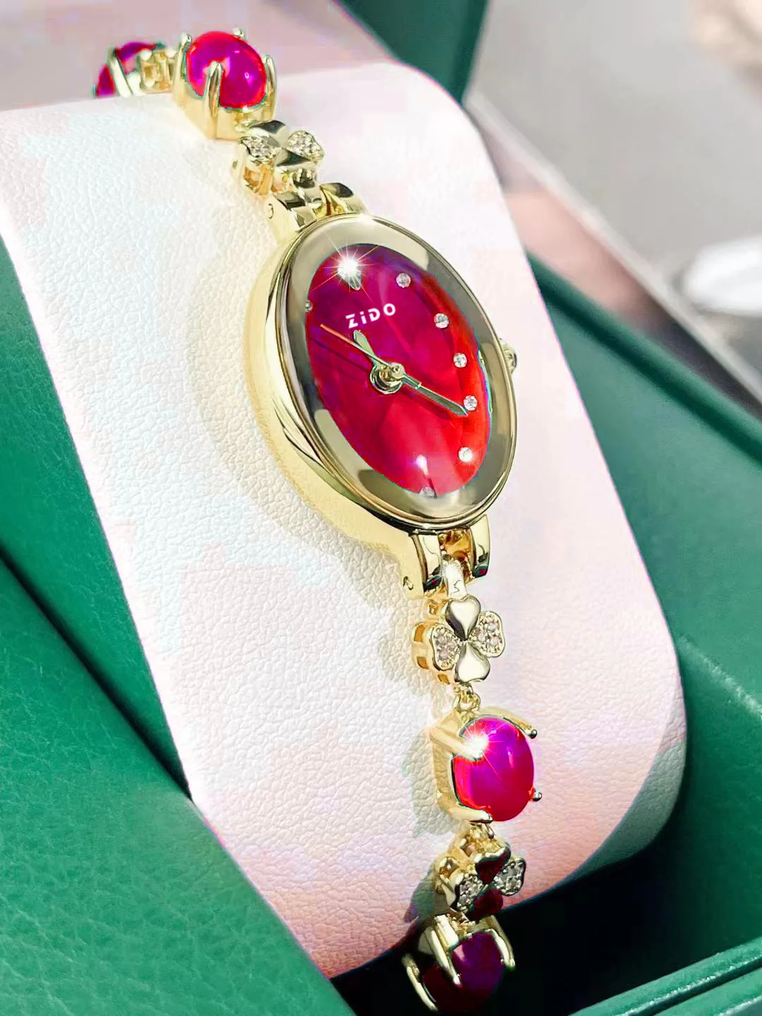 โรมันผู้หญิงหรูหราควอตซ์นาฬิกาสาวสายโลหะผสมทอง 2025 หรูหราสุภาพสตรีนาฬิกาข้อมือคุณภาพหญิงนาฬิกา