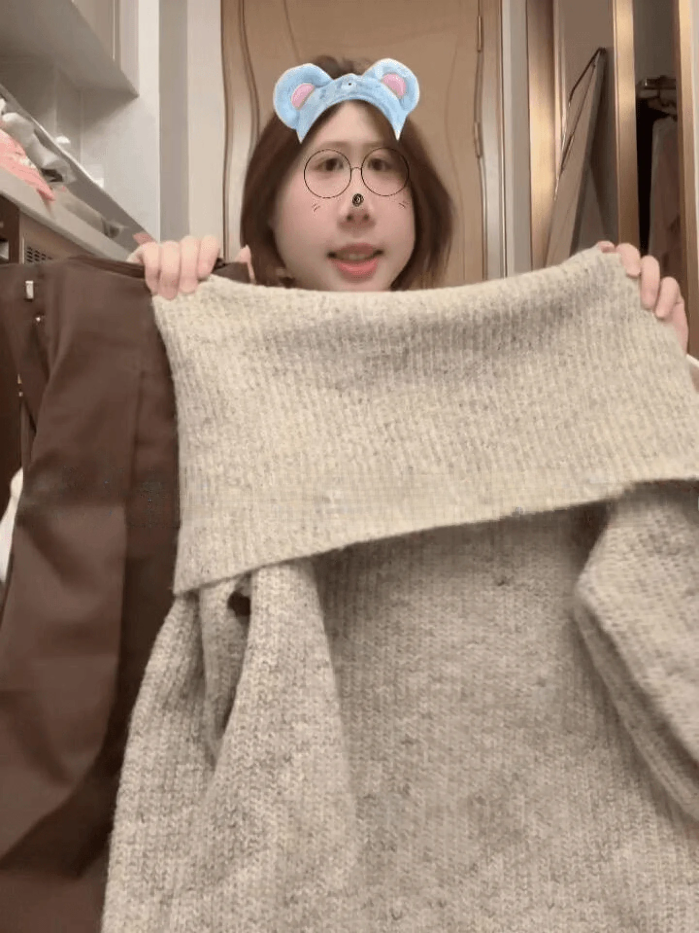 

Корейский однотонный повседневный длинный све с блестками, женский трикотаж с очками, свободный крой, осенний утягивающий удобный свитер