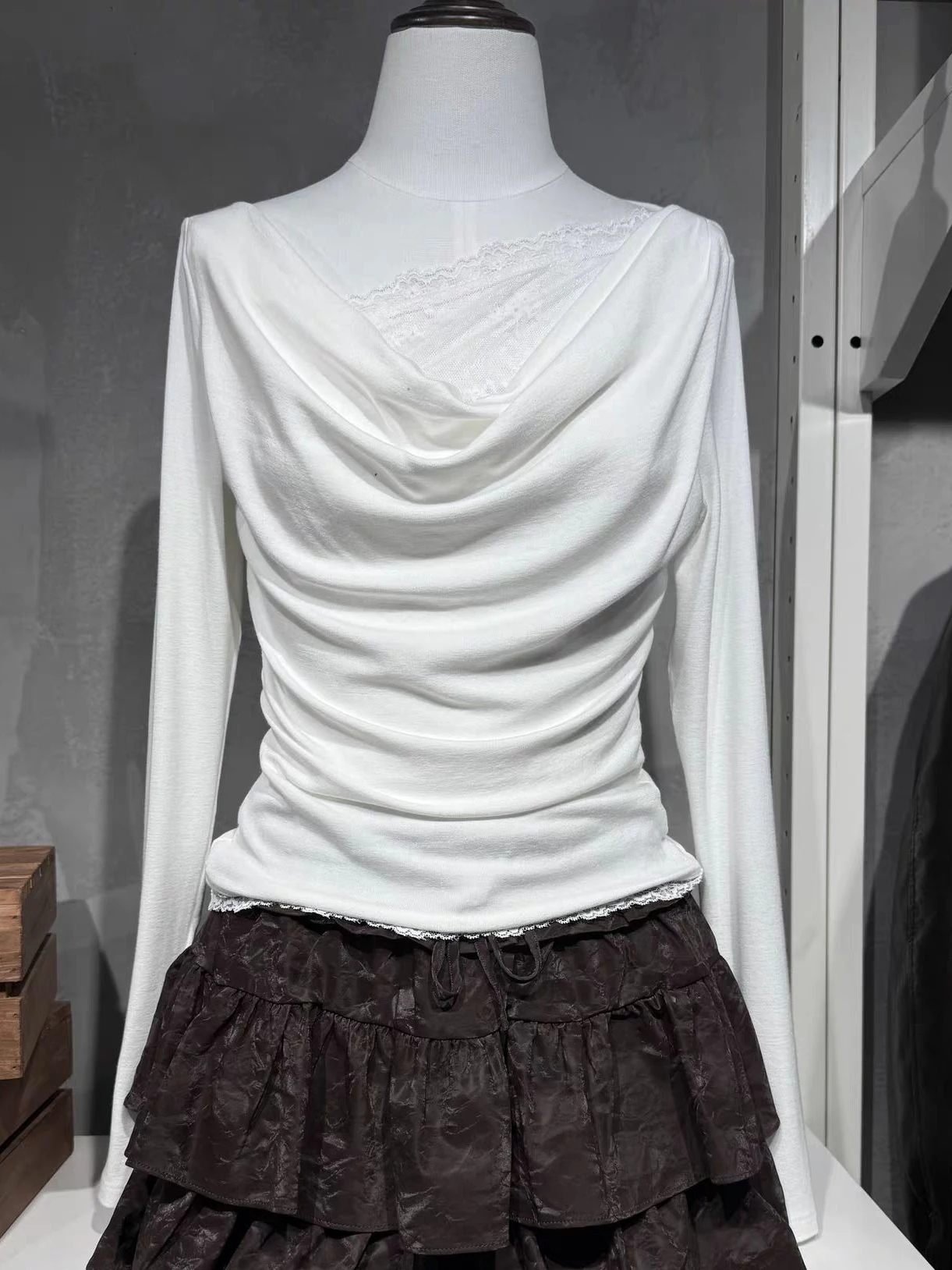 Lace Patchwork Fake Two Pieces T-shirt Woman Draped Neckline Slim Long Sleeve Tees Female Sweet  Wihte Casual Elegant Tshirts