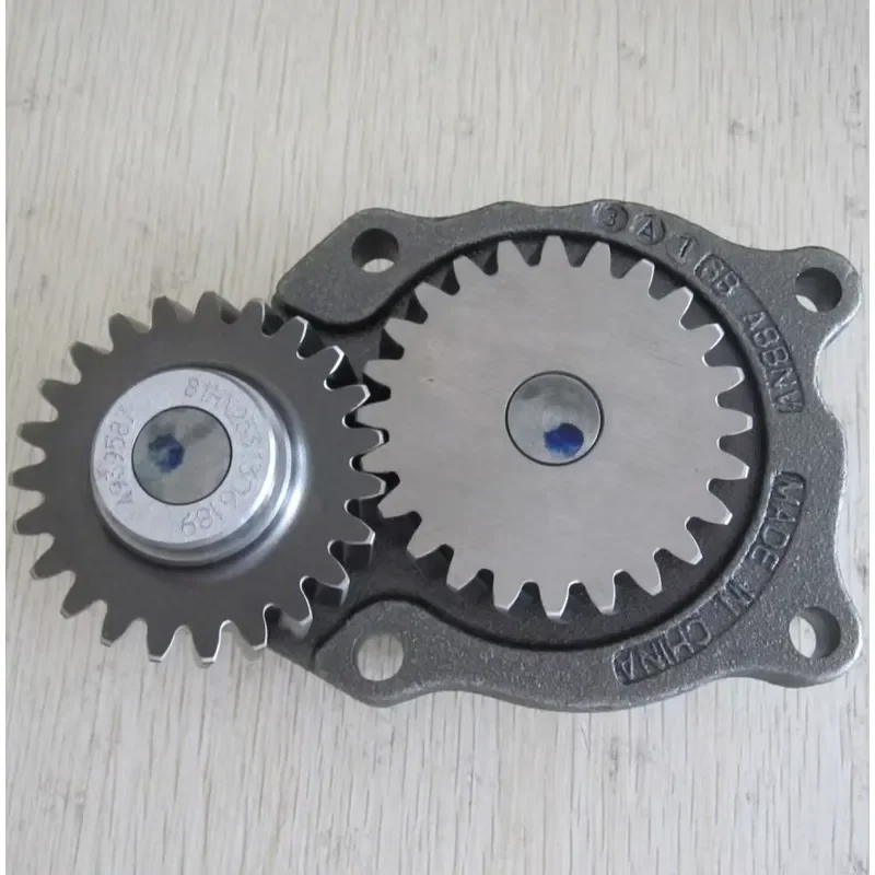 PC200-7 Oil Pump 6731-51-1111 for Engine 6D102
