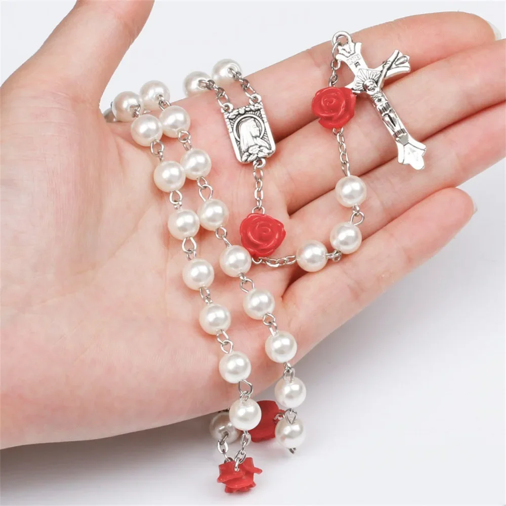 6mm Glasperlen Rosenkranz Halskette für Frauen Kruzifix Kreuz Inri Anhänger lange rote Rose Kette Halsreif weibliche religiöse Gebets schmuck