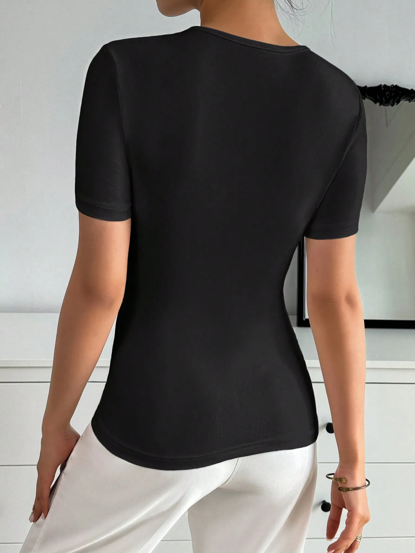 Net red with the spring summer new girl metal buckle cross design dark Spice Girl long sleeve T-shirt