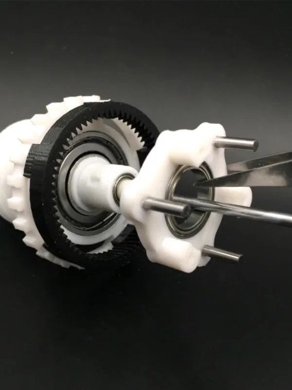 Model of planetary gear set for automotive 6-speed automatic transmission with multi plate clutch for forward and reverse gears