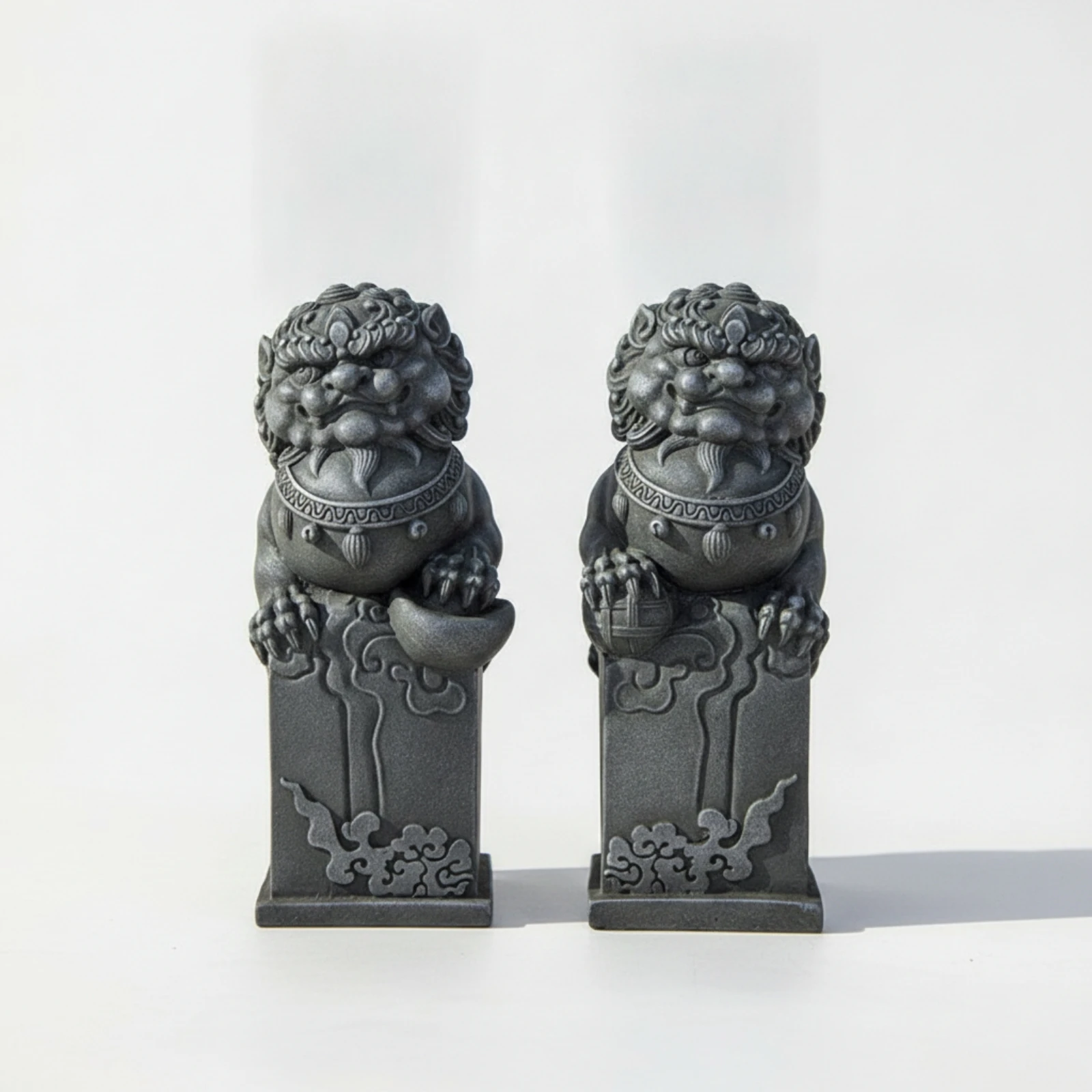 Chinese Guardian Lion Figurines Feng Shui Guardian Lion Figurine Foo Dog Statue Carved Fu Dog Statue Compact for Collectors