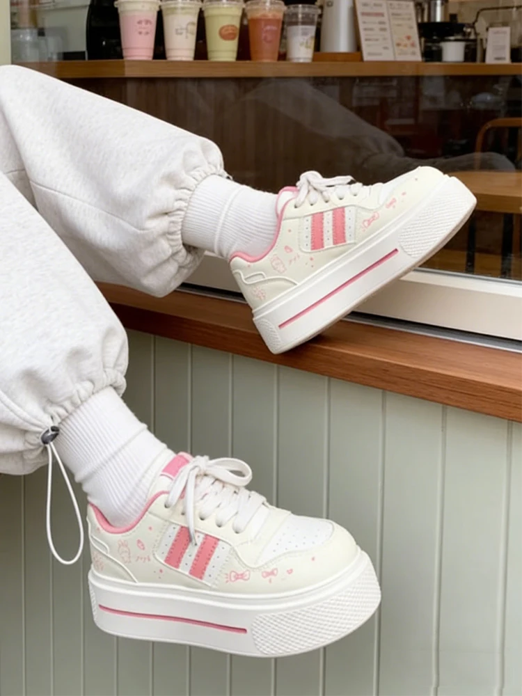 Women's Increased Thick Bottom Sneakers 2026 New Spring Flat Shoes Versatile Bread Shoe Korean Style Low Help Leisure Shoes