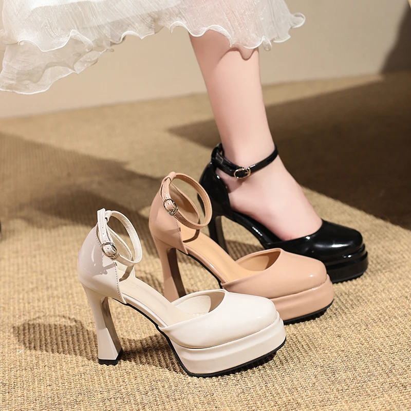

French waterproof platform high heels women's summer one-line buckle patent leather thick heel shoes 11cm apricot tall sandals