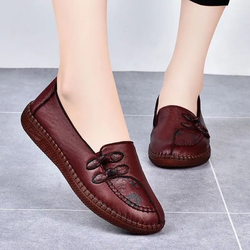 

2023 Spring Sneakers Women Shoes Leather Loafers Casual comfortable Mom Shoes Women Slip-On Casual Flat Shoes free shipping