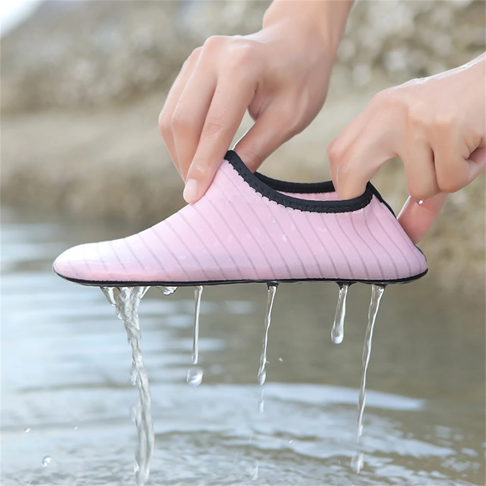 Water Shoes — size and design detail 19