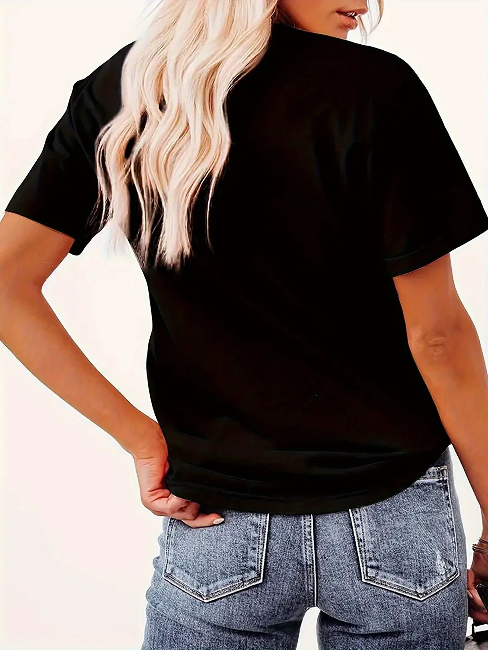 1pc 여성 캐주얼 폴리 에스터 티셔츠 말 실루엣 그래픽, 라운드 넥, 짧은 소매, 편안한 여름 탑