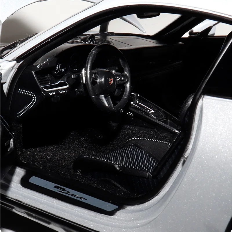 Normv escala 1:18 2023 911 dakar simulação liga modelo de carro estático dissipação brinquedo colecionável presente lembrança decoração