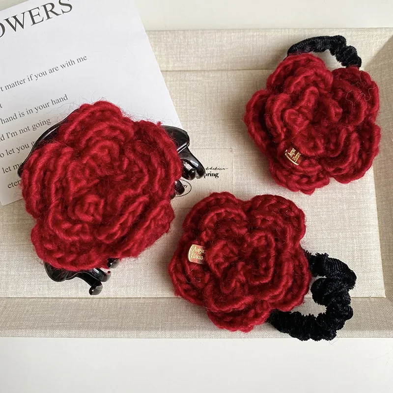 

New Red Knitted Wool Rose Grab Clip Retro Flower Rubber Band Headrope Крабик Для Волос Hair Accessories for Women Hair Claw