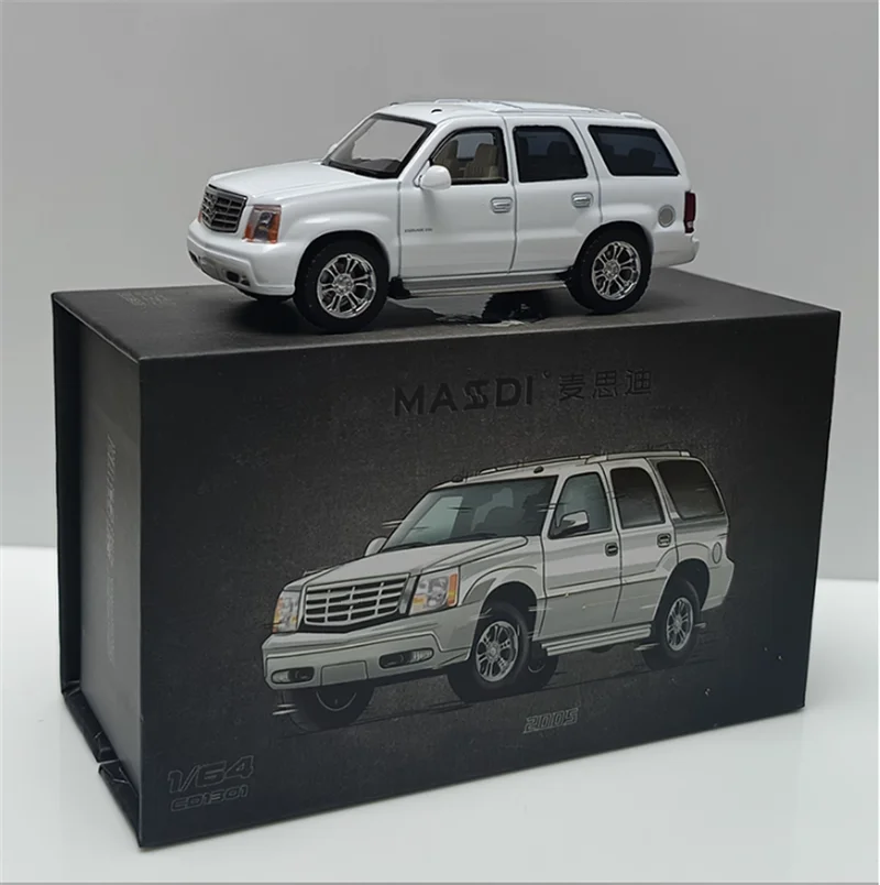 MASDI 1:64 エスカレード 2005 ダイキャストカーモデル