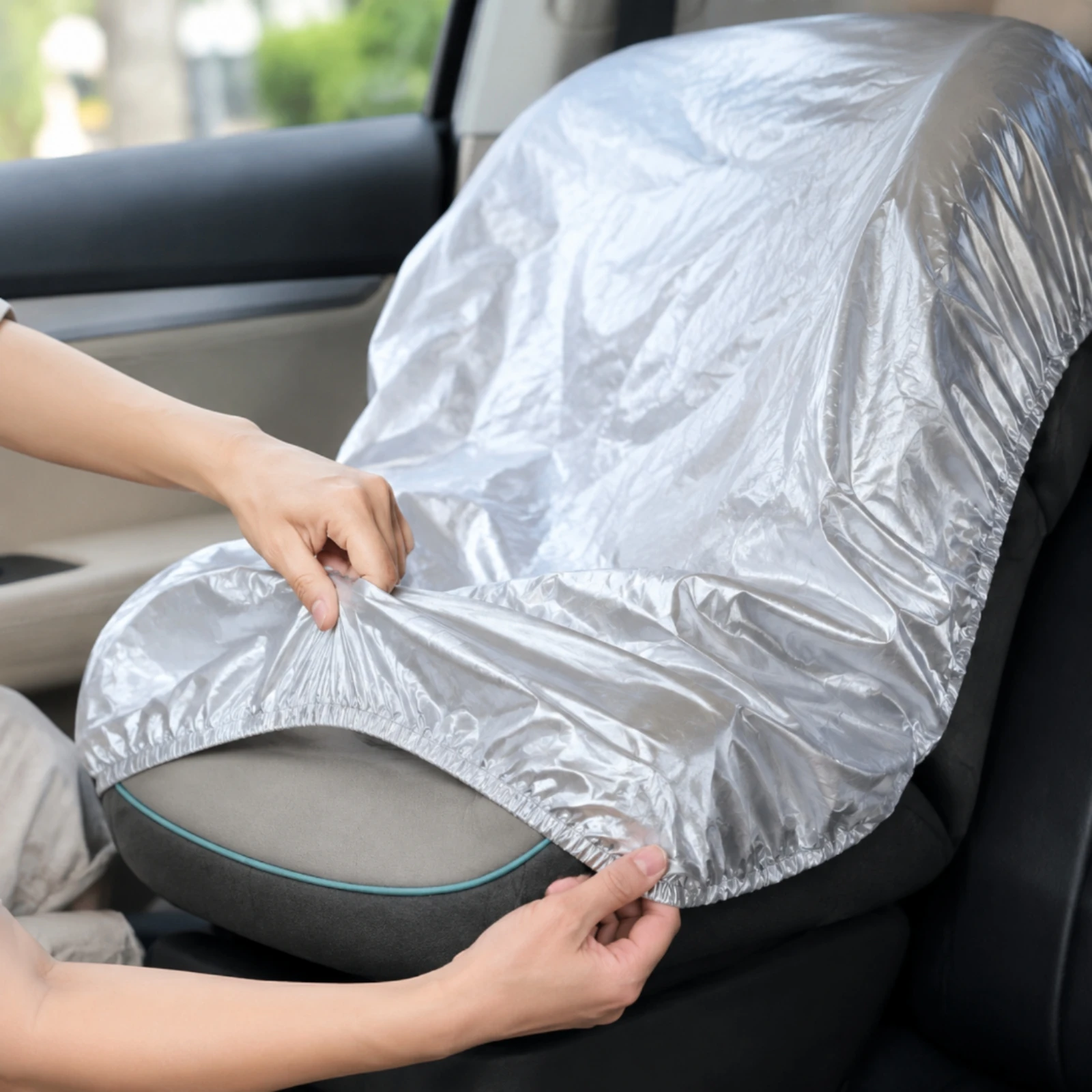 Silver Polyester Car Seat Sunshade Hand Washable Car Seat Sun Shade Cover Compact Storage Stain-Resistant for Parents