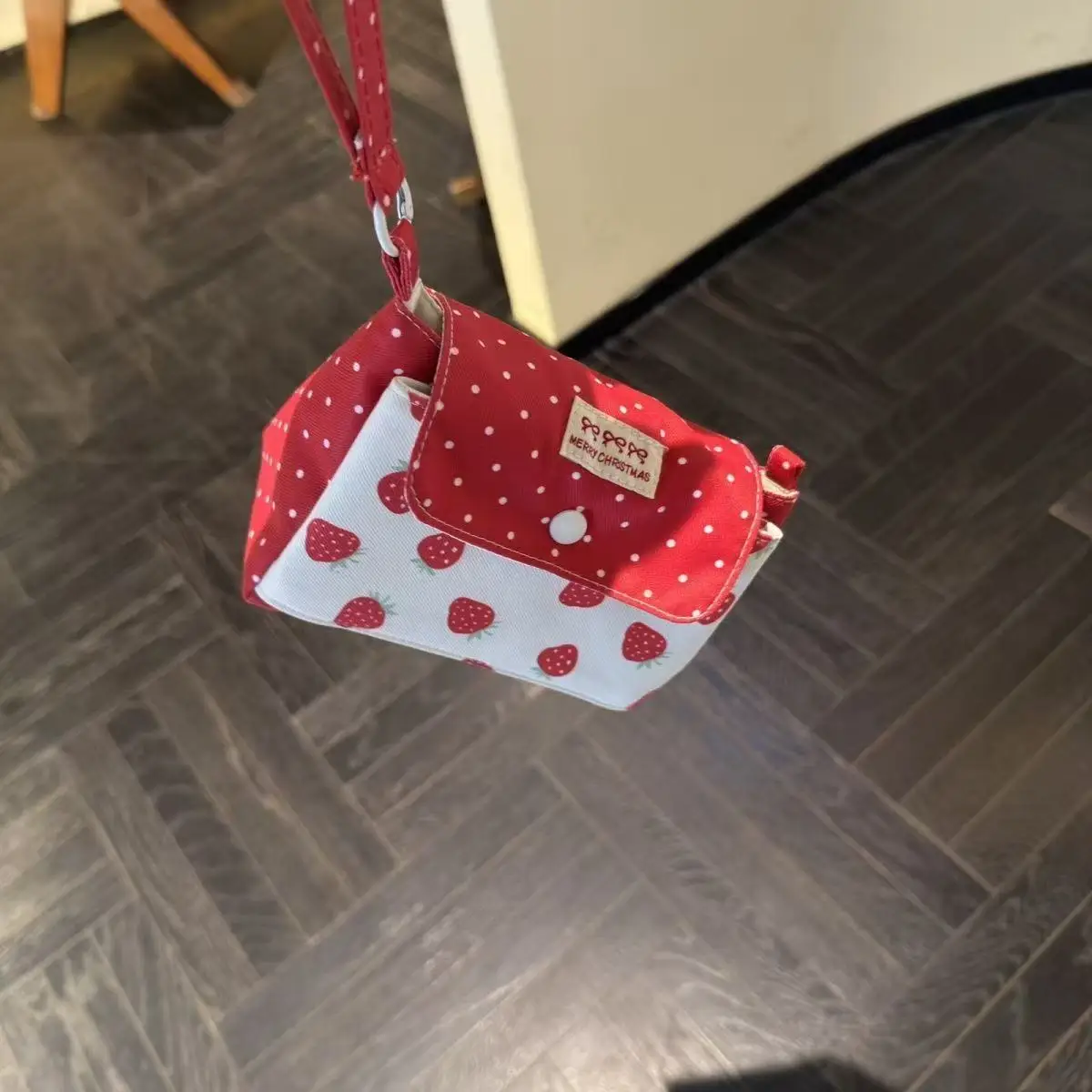 Cute Strawberry Storage Bag Waterproof Canvas Clutch Lipstick and Cushion Pocket Small Everyday Carry Bag CCD Storage Bag Gift