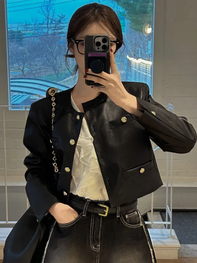 เสื้อโค้ทหนัง PU สไตล์เรโทรเกาหลีทรงหลวมสำหรับผู้หญิง แฟชั่นฤดูใบไม้ร่วง