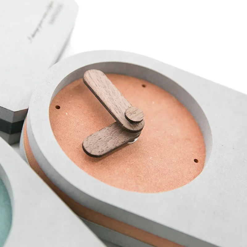 Simple Nordic desktop desktop pendulum clock creative home bedroom silent bedside table clock