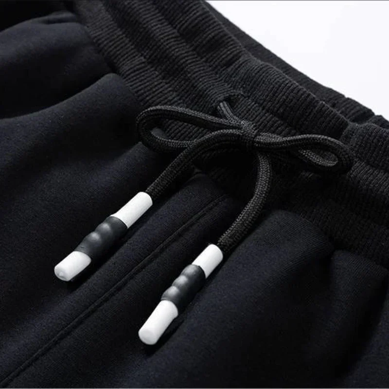 Winter Fleece-lined Thickened Men's Pants Windproof Keep warm Comfortable Breathable durable Zippered pockets made sweatpants