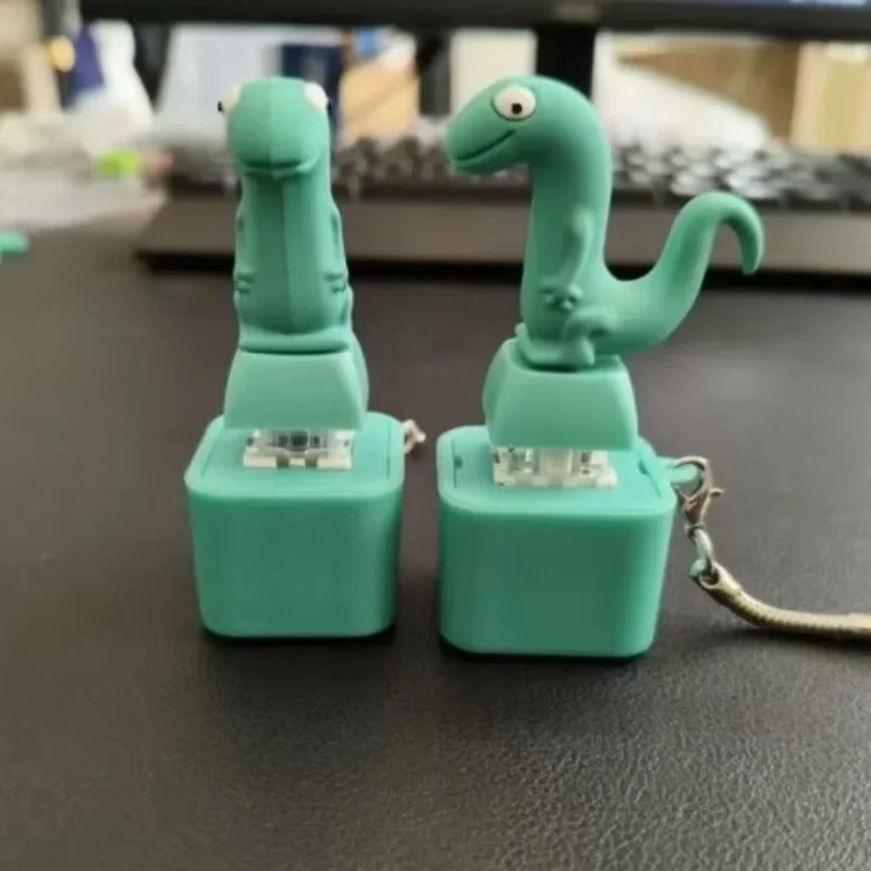 

Lizard Button Keychain Fidget Toy Funny Lizard Sounds & Flash Effects, Rechargeable Portable Stress Relief Decompression Toy