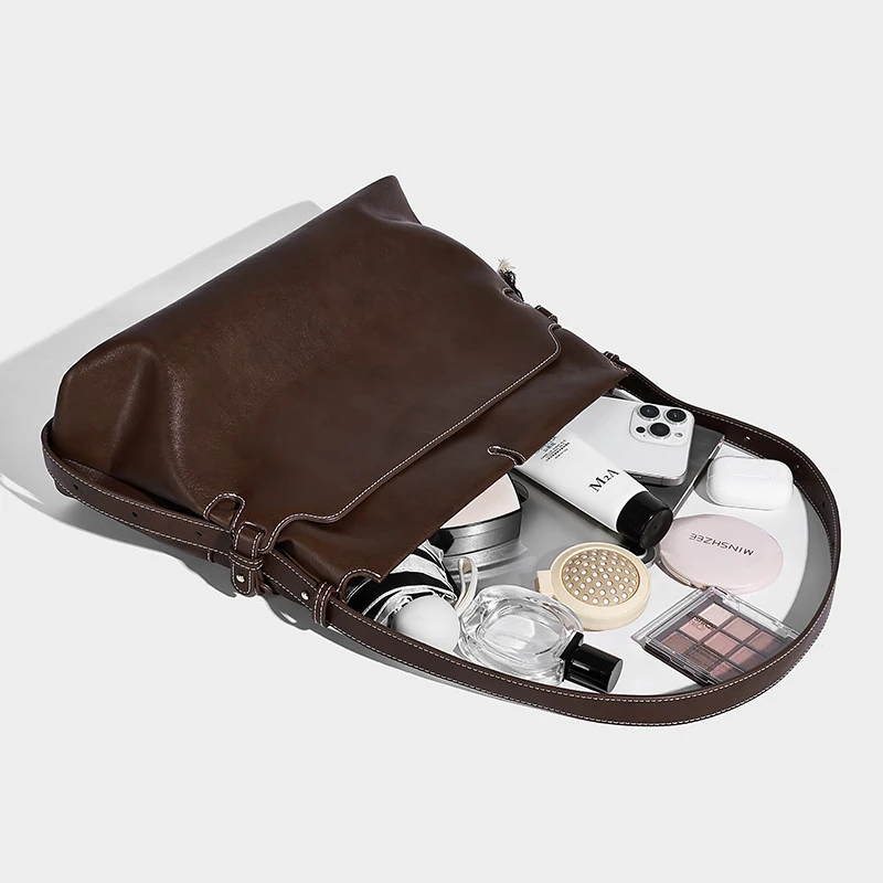 Luxury Fashion Shoulder Bag Simple Tote Bag With Pendant Zipper Hobo Bag Brand Handbag Adjustable Shoulder Strap Crossbody Bag