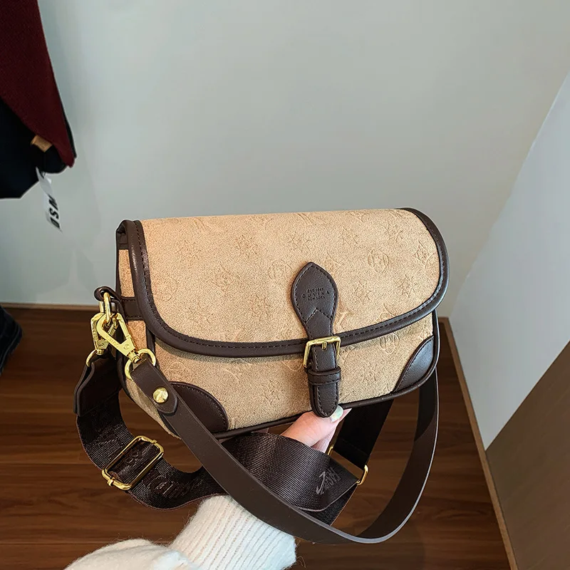 Light luxury messenger bag, niche shoulder bag, versatile simple handbag, trendy high-end women's bag
