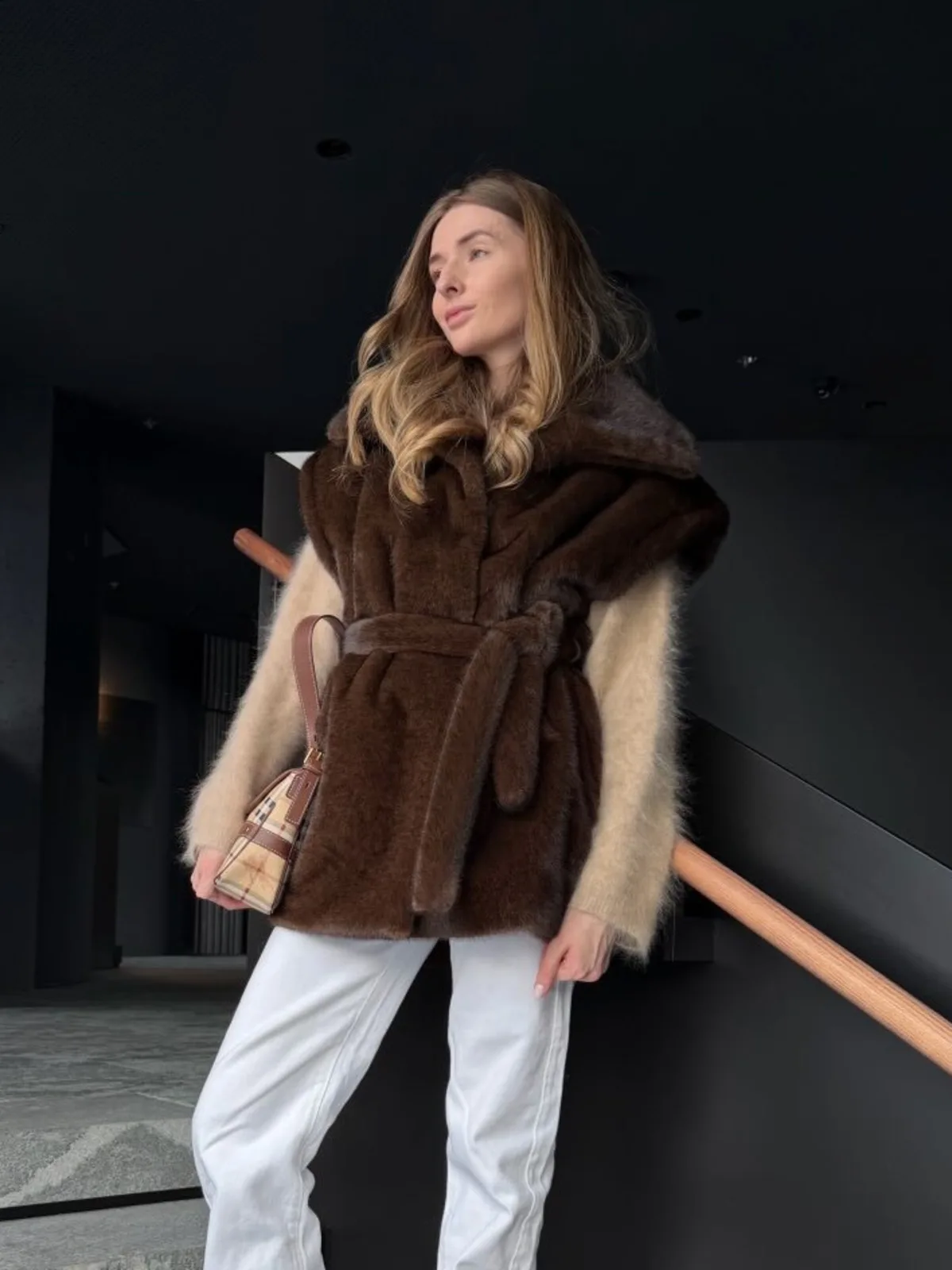 DFDG Women 2026 Sleeveless Faux Fur Vest Large Notch Lapel Belted Waist Mid Length Elegant Thick Warm Winter Gilet Fur Coat