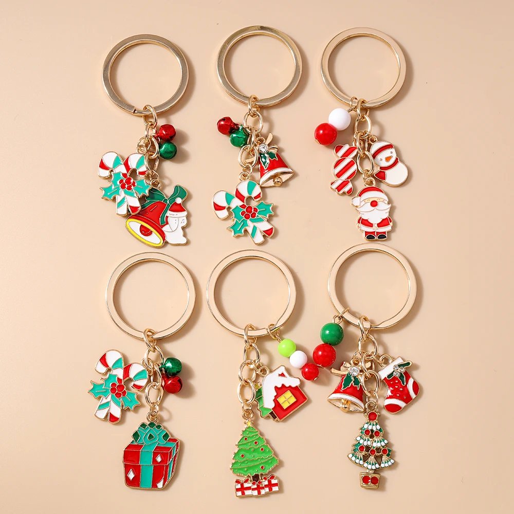 

Cute Enamel Christmas Snowman Keychain Elk Santa Claus Key Ring Pendants for Handbag Decor DIY X'mas Key Chain Gift