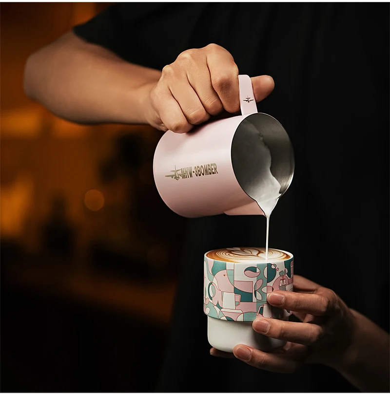 MHW 3BOMBER 400/700 ml Milchaufschäumkrug Dampfgarer Tasse Große Kapazität Milchschaumkrug Milchdampfende Latte Werkzeuge Kaffeezubehör – Detail 16