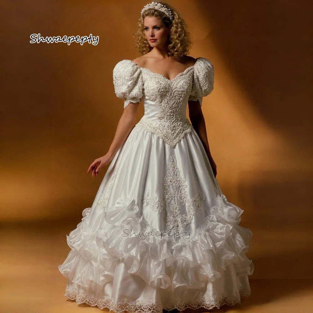 Vintage Victorian Ruffles Wedding Dress Puff Sleeves V-Neck Lace Appliques A-line Full Length Bridal Gowns Customized
