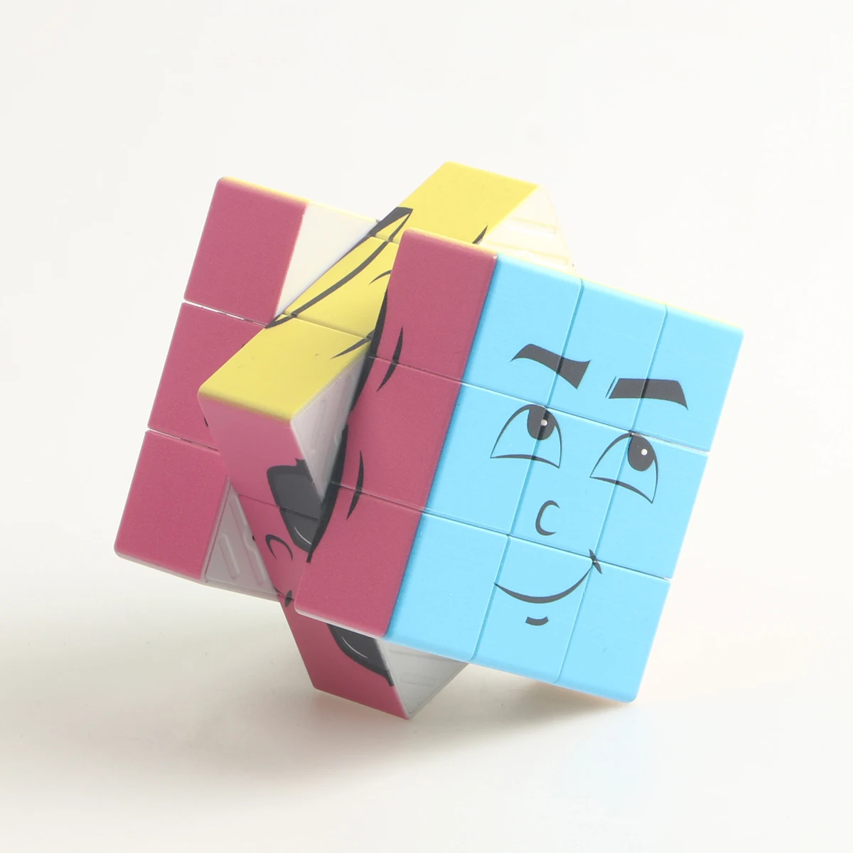 子供のためのプロの魔法の立方体のおもちゃ,笑顔の表現,楽しいストレス解消,スムーズなスピードゲーム,パズルギフト,UV, 3x3x3