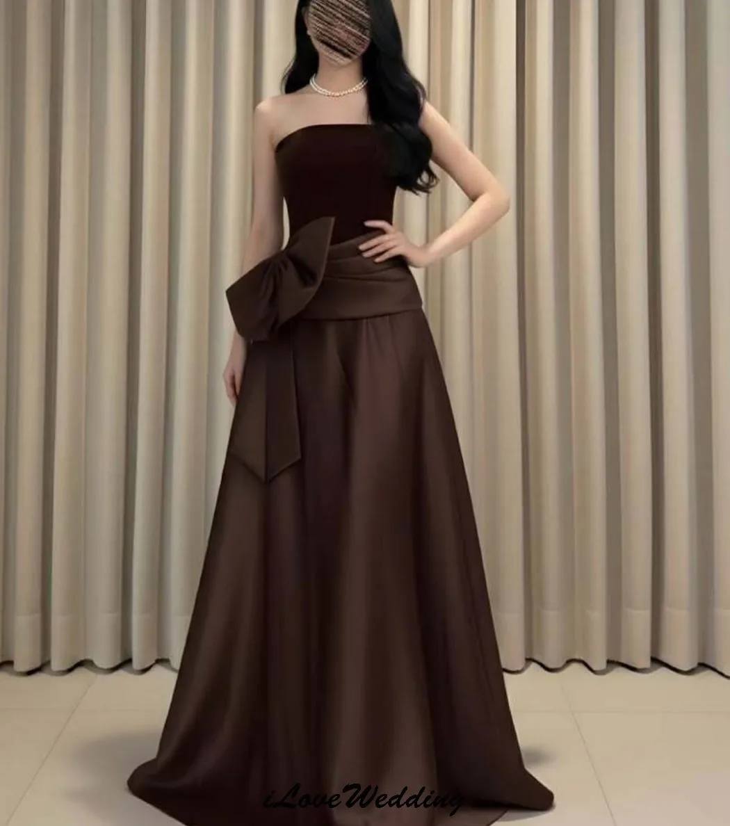Abiti da ballo marroni senza spalline Abiti da sera eleganti da donna Abiti formali con fiocco Abito da festa da donna a-line Lunghezza pavimento Personalizzato