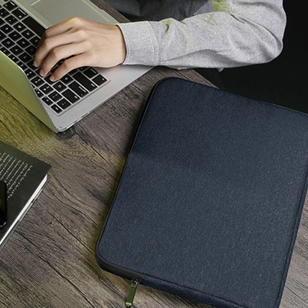 

15 Inch Laptop Liner Bag Lightweight Waterproof Material Portable Computer Bag for Travel Daily Use Unisex Simple Elegant Style