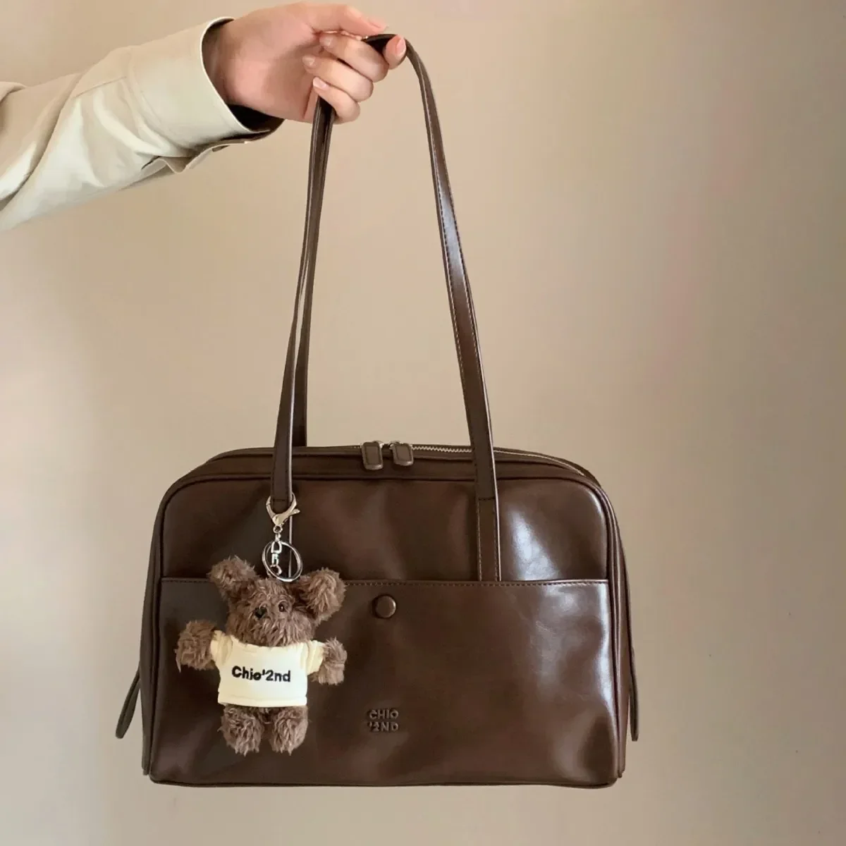 

Design Brand Retro Work Commuter Handbag high quality Large Capacity Pillow Bag (with Pendant)