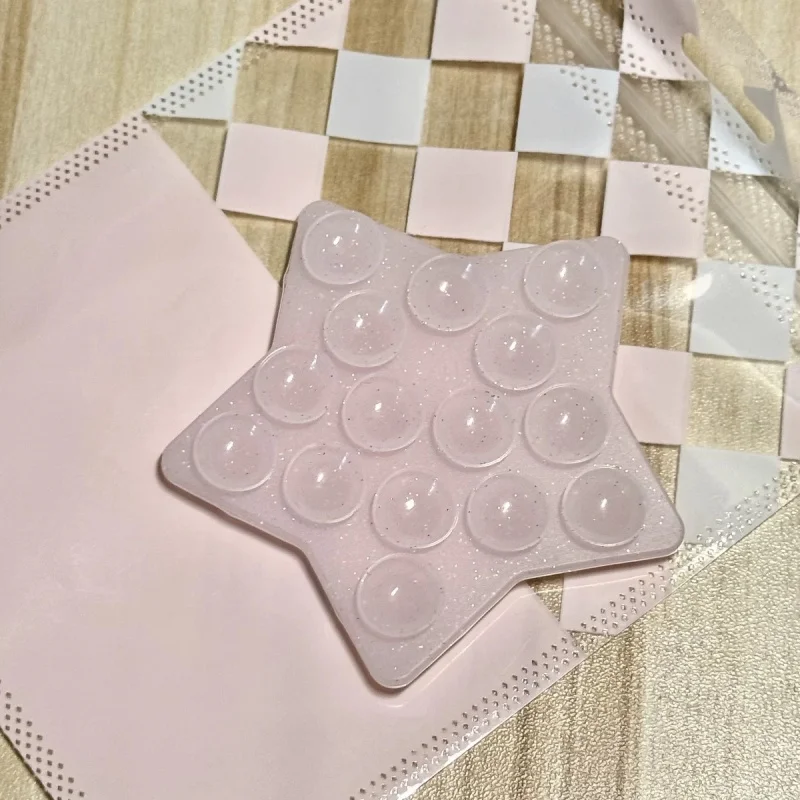 كوب شفط من السيليكون لطيف باللون الأسود والوردي على شكل زهرة برية يدعم التصاق قوي وحامل الهاتف المحمول وغسل اليد وكوب شفط wf ﻿