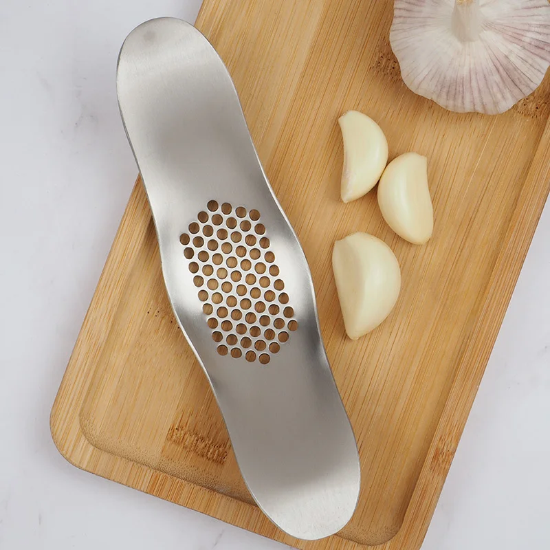 Arc garlic press Stainless steel 304 manual garlic purer Creative garlic twister