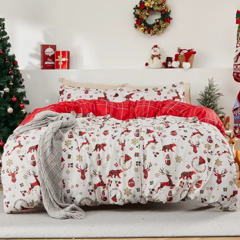 Christmas Quilt Set, 3-Piece Reversible Holiday Bedding Set, Red Winter Printed Bedspread Coverlet with 1 Quilt and 2 Pillow Shams, Soft Cozy Seasonal Bedroom Decor, Machine Washable