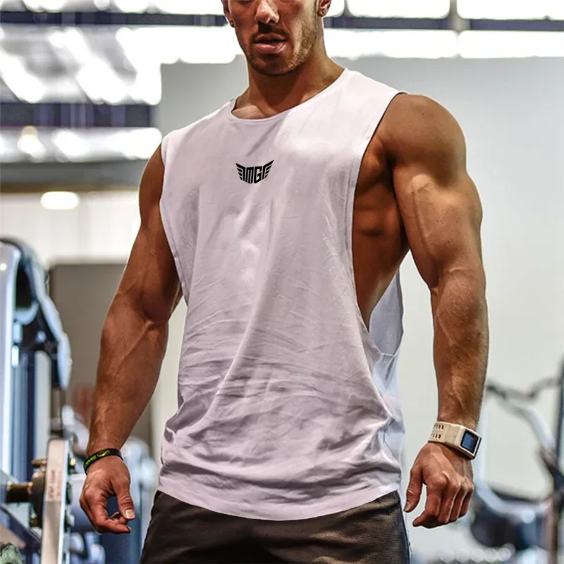 Kulturystyka Tank Tops Mężczyźni Sportowa koszulka bez rękawów Muscle guys Kamizelka Fitness Drop Armhole Solidne topy Tees Bawełniane podkoszulki na siłownię