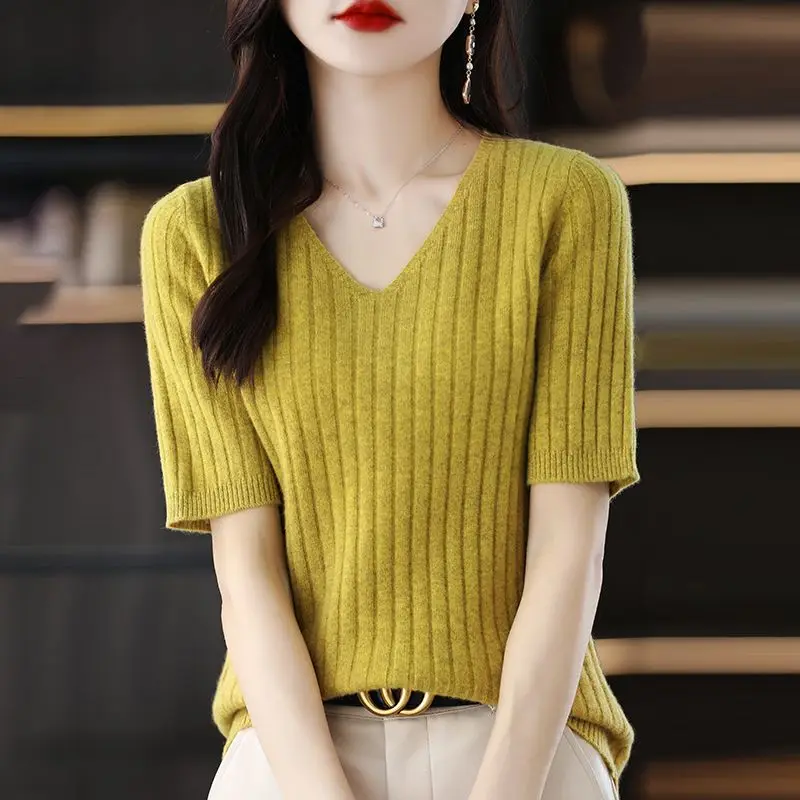Off-season Short-sleeved Knitted Base Shirt Women V-neck Pullover Clothes Simple Versatile Sweater Mid-sleeved Top T-shirt